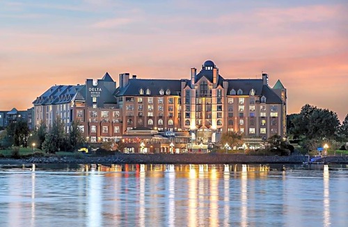 Victoria Hotel | 4-Star Hotel ∙ Delta Victoria Ocean Pointe