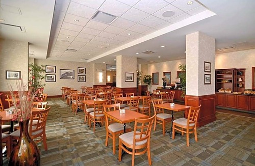 Saint John Hotel | 4-Star Hotel ∙ Chateau Saint John Trademark Collection by Wyndham