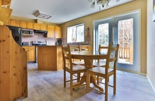 Fernie Condo | 5 BDR Condo/Multiple Patios/Superb Location