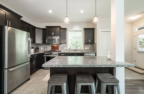 Yorkson House | 5 Bdrm Family Friendly House in Langley BC - World Cup Soccer 45 minutes away!