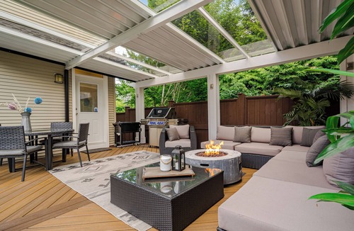 Yorkson House | 5 Bdrm Family Friendly House in Langley BC - World Cup Soccer 45 minutes away!