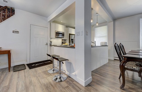 Haute-Ville Apartment | 5 Bedrooms Location & 10 Minute Walk TO Old Québec