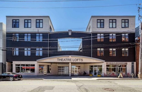 North End Condo | 5 minutes to downtown! Family-sized condo with iconic private courtyard.