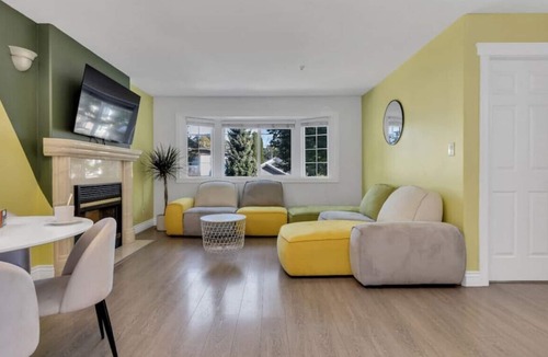 Renfrew-Collingwood House | 5023 Moss St.-Betty-L-17% · Central & Spacious Vancouver 3-Br Home