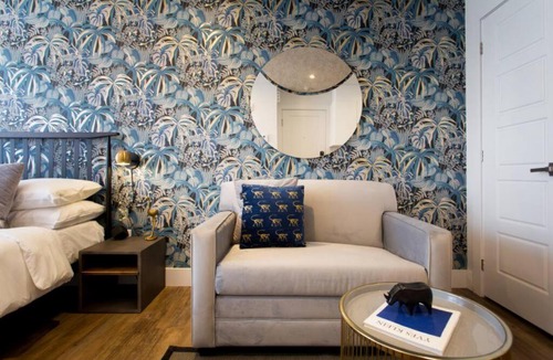 Little Italy Apartment | 6768 - 202 Amazing mini studio with full kitchen by Denstays
