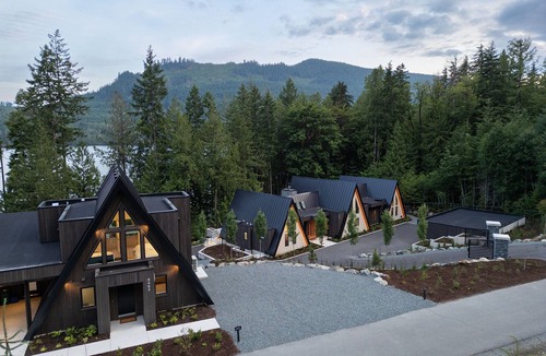 Youbou Cabin | AERA Lakeside - Cabin 1
