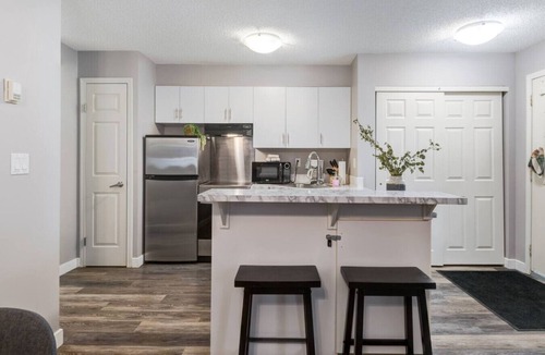 Harvie Heights Condo | Affordable Family Getaway Sleeps 8!