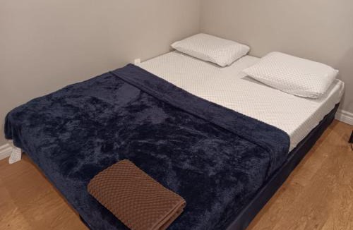 Rosemount House | Airport Rental-24 Hour Checkin-Flexible Checkout