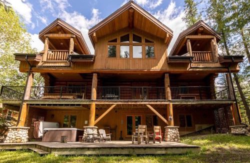 Fernie Ski Chalet | Alders Chalet by Fernie Central Reservations