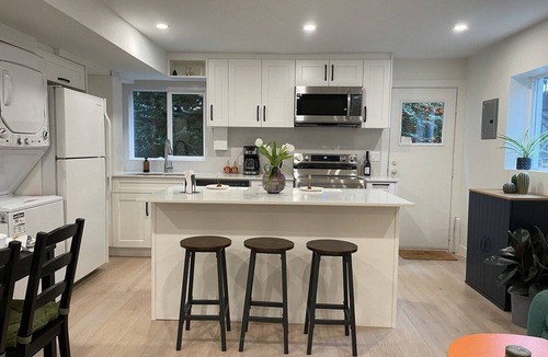 Hollyburn House | Almost Home