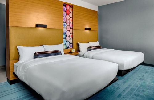 Chapel Hill Hotel | Aloft by Marriott Chapel Hill