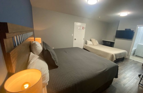 Wawa House | Alpha Inn