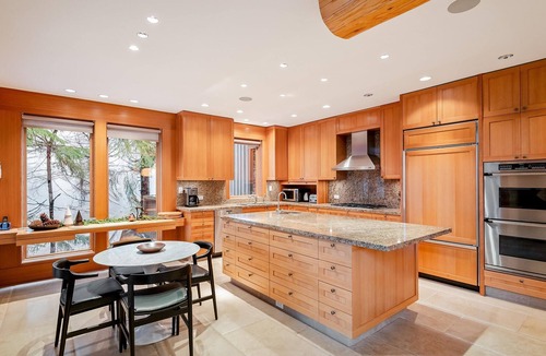 Upper Village House | Alpine chalet w/AC, hot tub, media