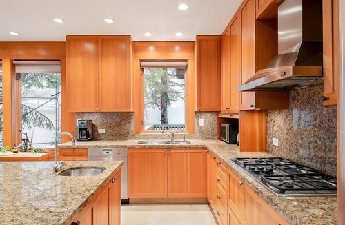 Upper Village House | Alpine chalet w/AC, hot tub, media
