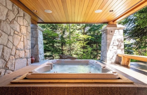 Upper Village House | Alpine chalet w/AC, hot tub, media