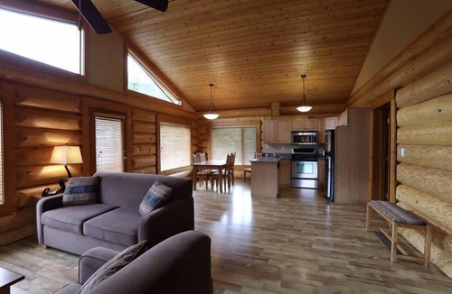 Clearwater Hotel | Alpine Meadows Resort