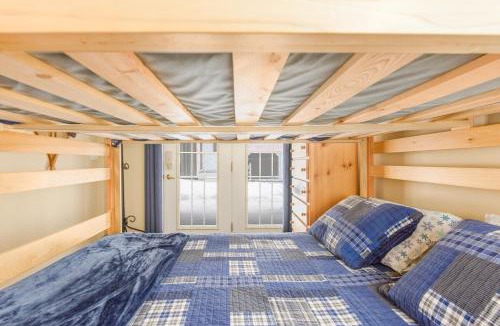Big White Ski Resort Ski Chalet | Alpine Timbers 2 Luxury Chalet with Hot Tub