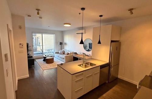 Lachine Apartment | Amazing 1BR near downtown With gym and pool in building