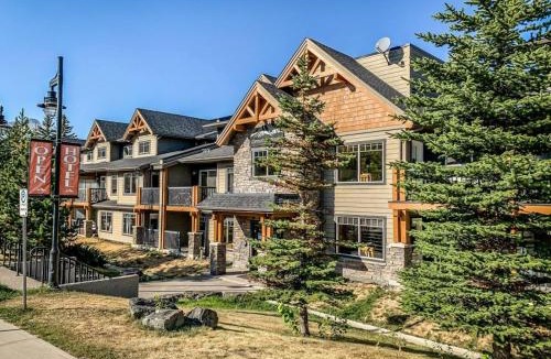 Copperstone Resort House | Amazing 3BR Condo With Hot Tub Access and Mtn Views