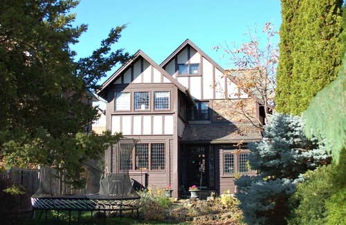 Riverdale House | Amazing Historical Home! Available June 1st