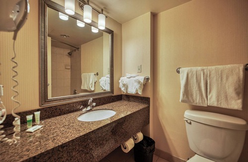 Parkhill-Stanley Park Hotel | Amenida Residences