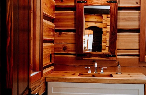 Pemberton Ski Chalet | Ancient Cedars Lodge