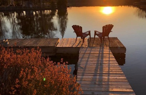 L'lle-du-College House | Anse au Soleil Levant, Maison complete au bord du Lac Cameron