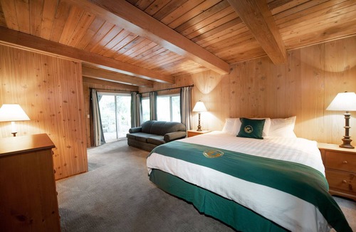 Quadra Island Resort | April Point Resort