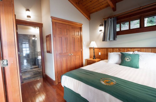 Quadra Island Resort | April Point Resort