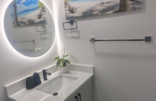 Airdrie Apartment | Aspire Suite, Luxury & Comfort, SW Airdrie