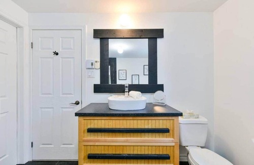Val-Racine Apartment | Astro 4 – Suite with Two Queen Beds Near Mont-Mégantic