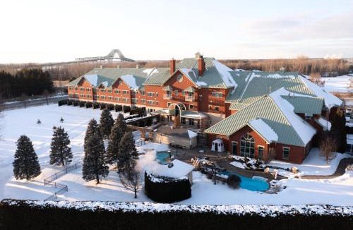 Trois-Rivieres Hotel | Auberge Godefroy