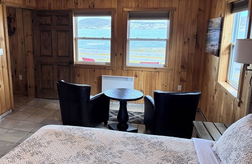 Rocky Harbour Hotel | Augustus Jane Inn