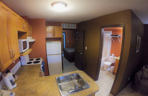 Osoyoos Hotel | Avalon Inn