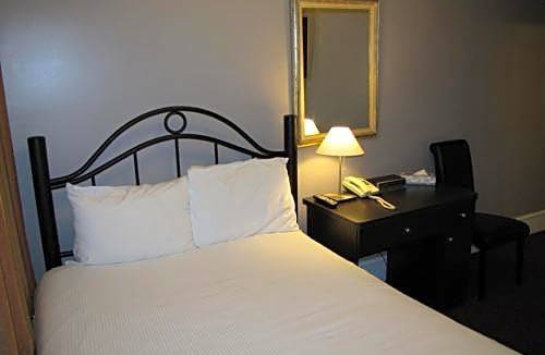 West End Hotel | Barclay Hotel