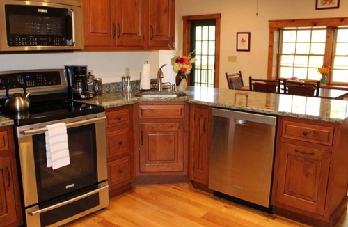 Keene Bed & Breakfast | Bark Eater Inn