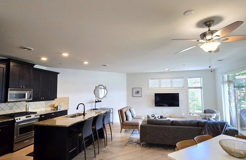 Westbank Condo | Barona Beach Resort Lakefront 3-bedroom condo