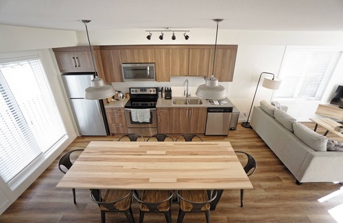 Canmore Apartment | Basecamp Resorts Canmore I Six Bedroom Apartment