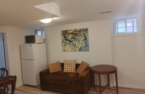 New Toronto House | Basement Apartment In Etobicoke