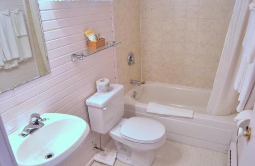Bayview Hotel | Bay Vista Motel