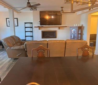 Seguin Apartment | Beach Suite on Muskoka Shores