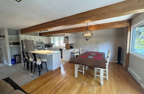 Stewart House | Bearvalley Guesthouse