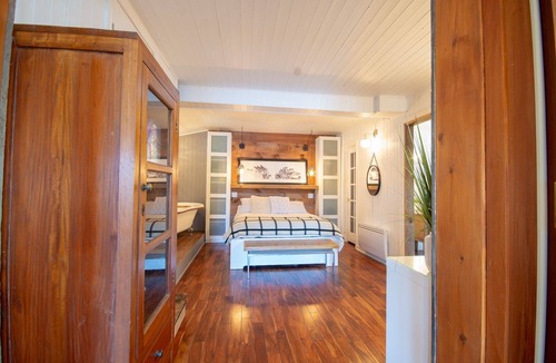 Saint-Ours Cottage | Beau chalet bord de l'eau pour se déposer