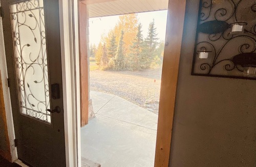 County of Vermilion River Cabin | Beautiful Lakeside Retreat