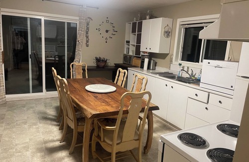 Lindell Beach Apartment | Beautiful 3-bedroom apartment in Lindell Beach