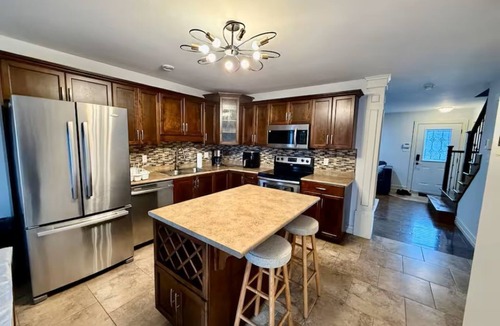 Dieppe House | Beautiful 3BR Retreat Near Downtown with Space & Comfort