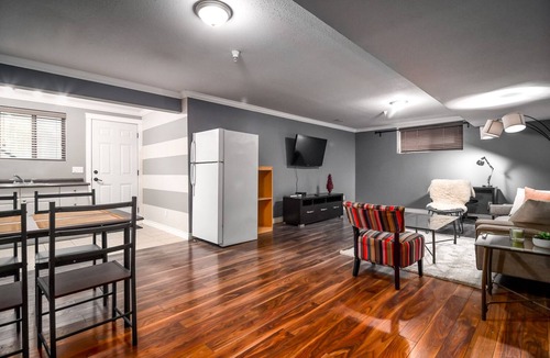 Maple Ridge House | Beautiful basement suite in Executive Home