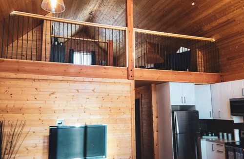 Beaver Mines Cabin | Beautiful Cabin in the Mountains