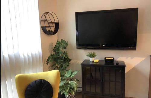 Regional District of Nanaimo Condo | Beautiful Condo in Downtown Nanaimo with indoor parking, steps from the water