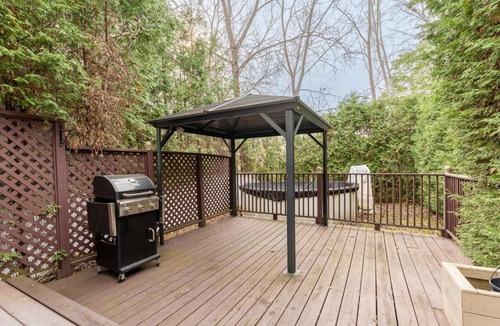 Laval House | Beautiful House in Laval